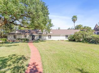 319 Crestlawn Dr, Lafayette, LA 70503