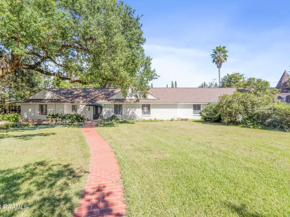 319 Crestlawn Dr, Lafayette, LA 70503