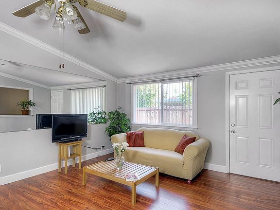 5th image of 1238 Saratoga Ave