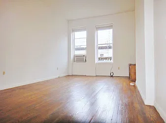 Rented by Balass Ralph, LREB