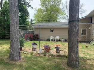 1966 Seville Rd, Kronenwetter, WI 54455