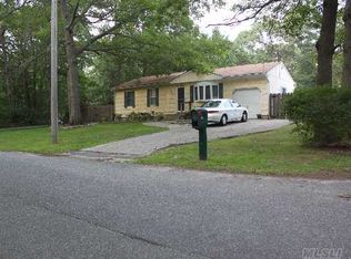 143 Middle Island Blvd, Middle Island, NY 11953