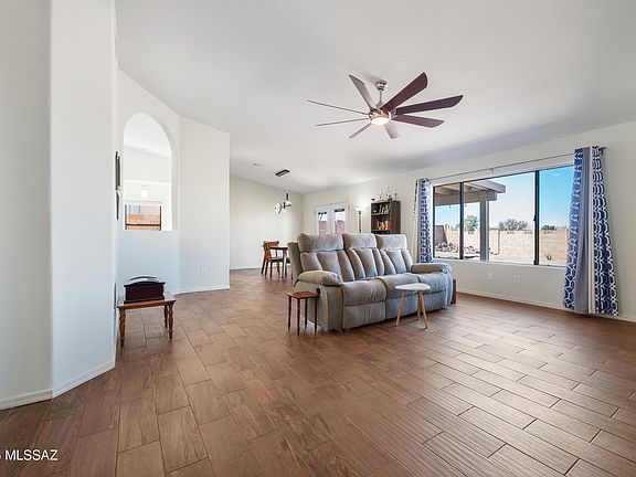 4th image of 2831 Sierra Bermeja Dr