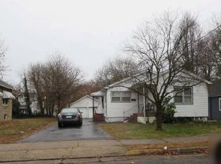 316 New Market St, Salem, NJ 08079