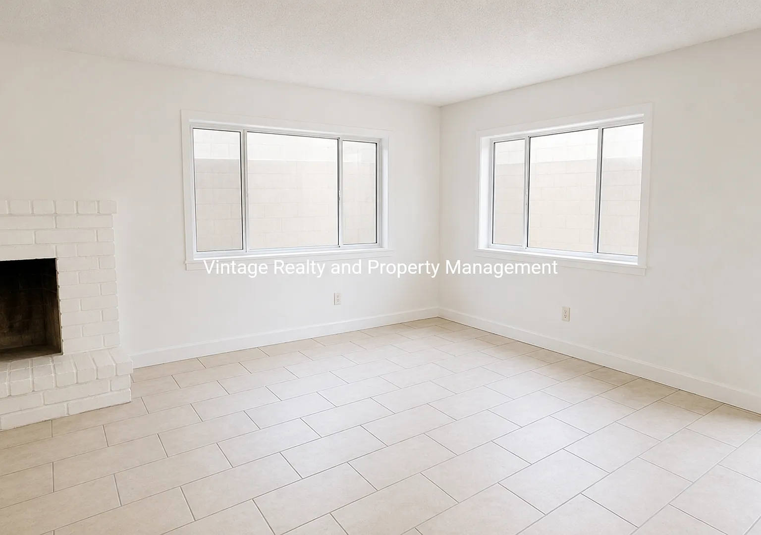 Updated 2-bedroom, 1 bathroom Tri-plex unit located in North Stockton. — Photo 3