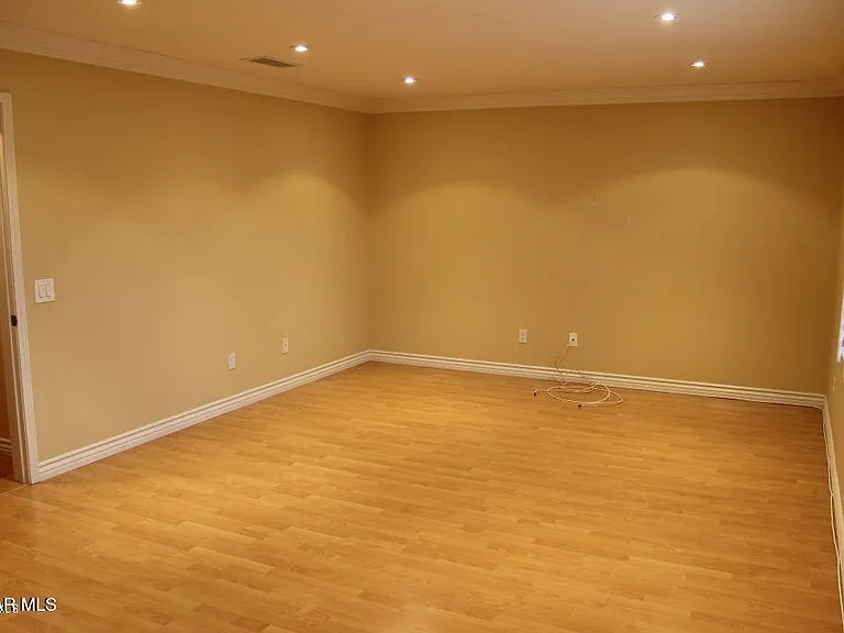 2033 Yellowthroat Pl — Photo 18