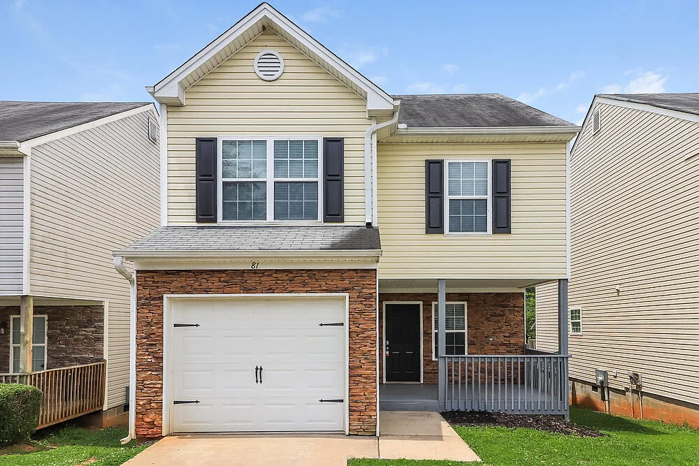 3 bed, 2.0 bath, 1581 sqft, $1,730 — Photo 1