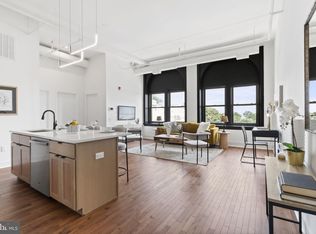 240 Hermitage St #201, Philadelphia, PA 19127