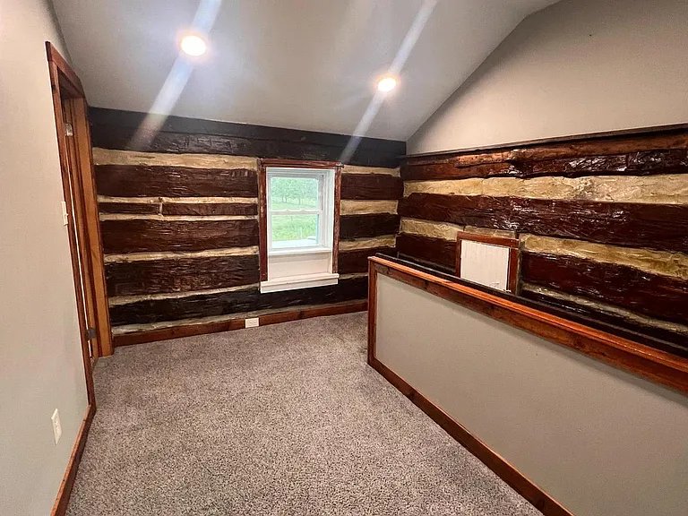 141 Frogtown Ln — Photo 16