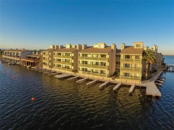 1100 The Cape #301, Horseshoe Bay, TX 78657