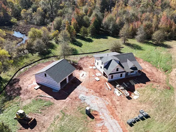 4919 Jug Factory Rd, Campobello, SC 29322