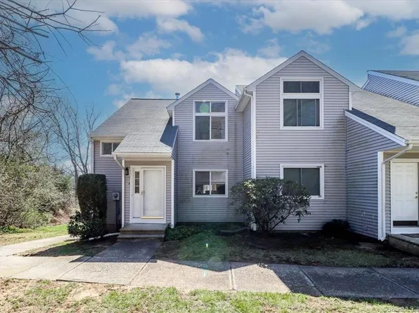 16 Tulip Drive #A, Seymour, CT 06483