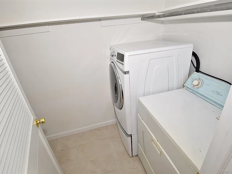 27 N Lewis Pl — Photo 10