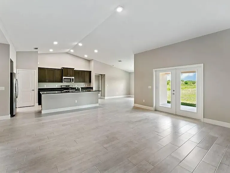 20365 Marie Ct — Photo 13