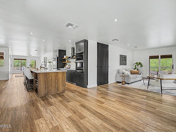 5th image of 39029 N 11TH Avenue