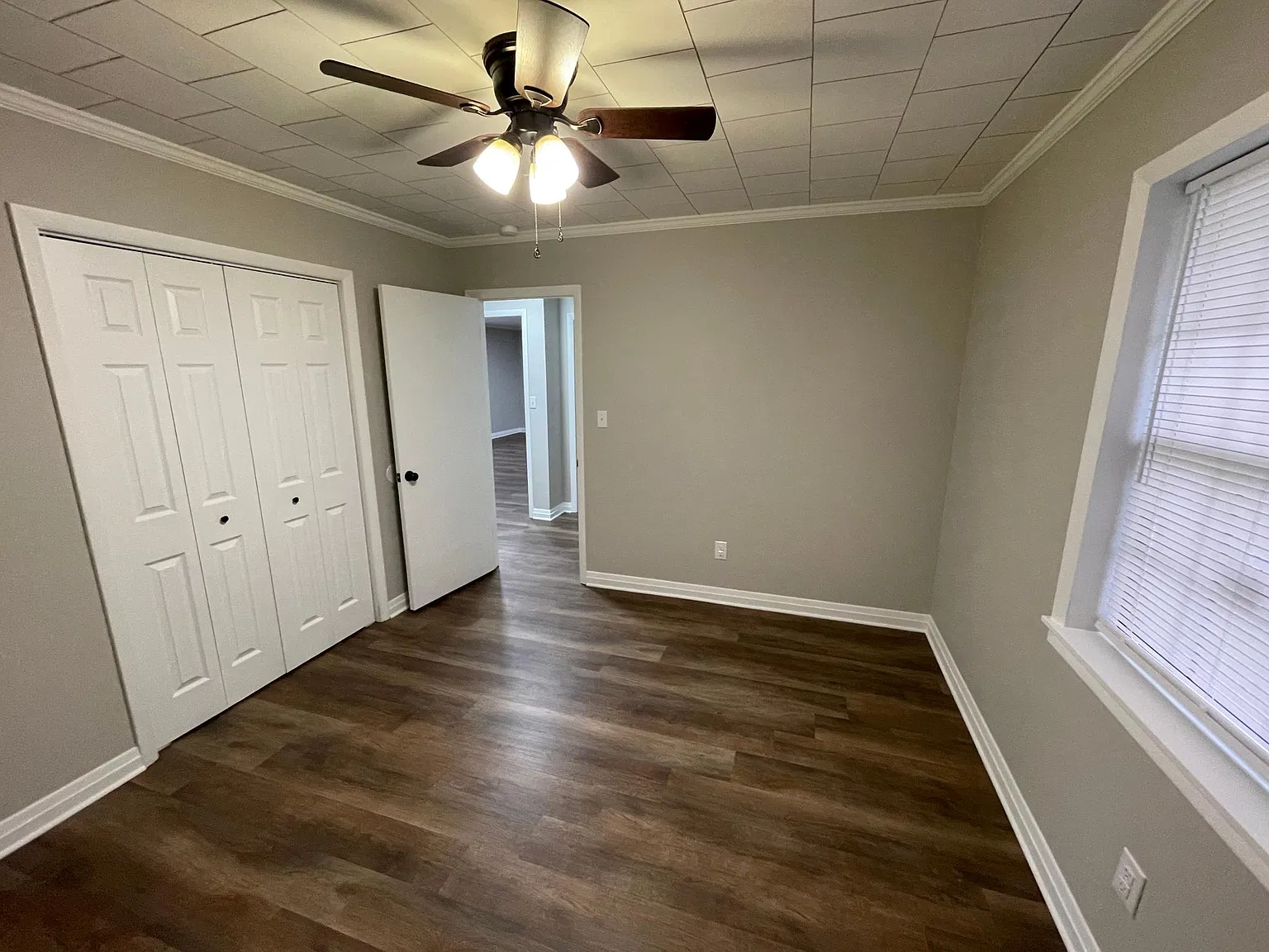 3 bed, 1250 sqft, $1,500 — Photo 2