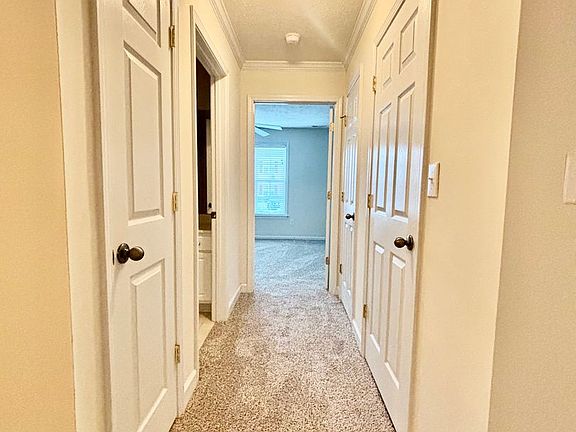 4th image of 1711 Renwick Dr APT 102