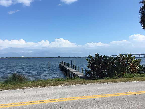 5th image of 4260 NE Indian River Dr