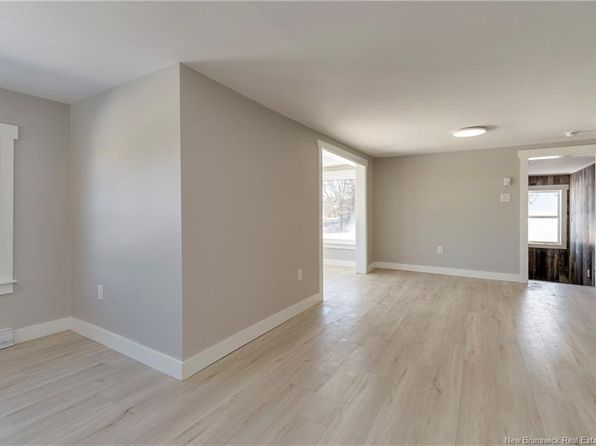 168 Quispamsis Rd, Quispamsis, NB E2E 2V9