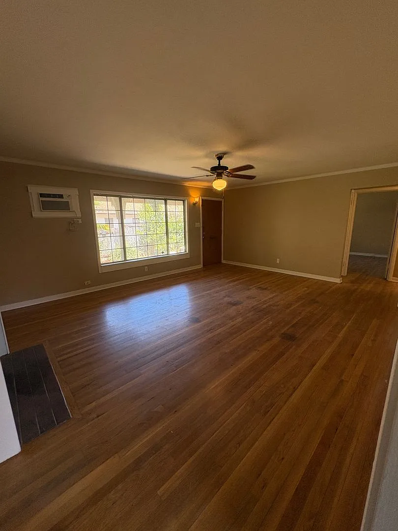 2450 Ione St - Sacramento 95864 — Photo 3