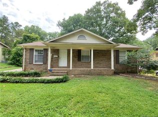 5924 Eastbrook Rd, Charlotte, NC 28215