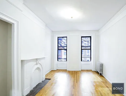 Rented by Bond New York | media 1