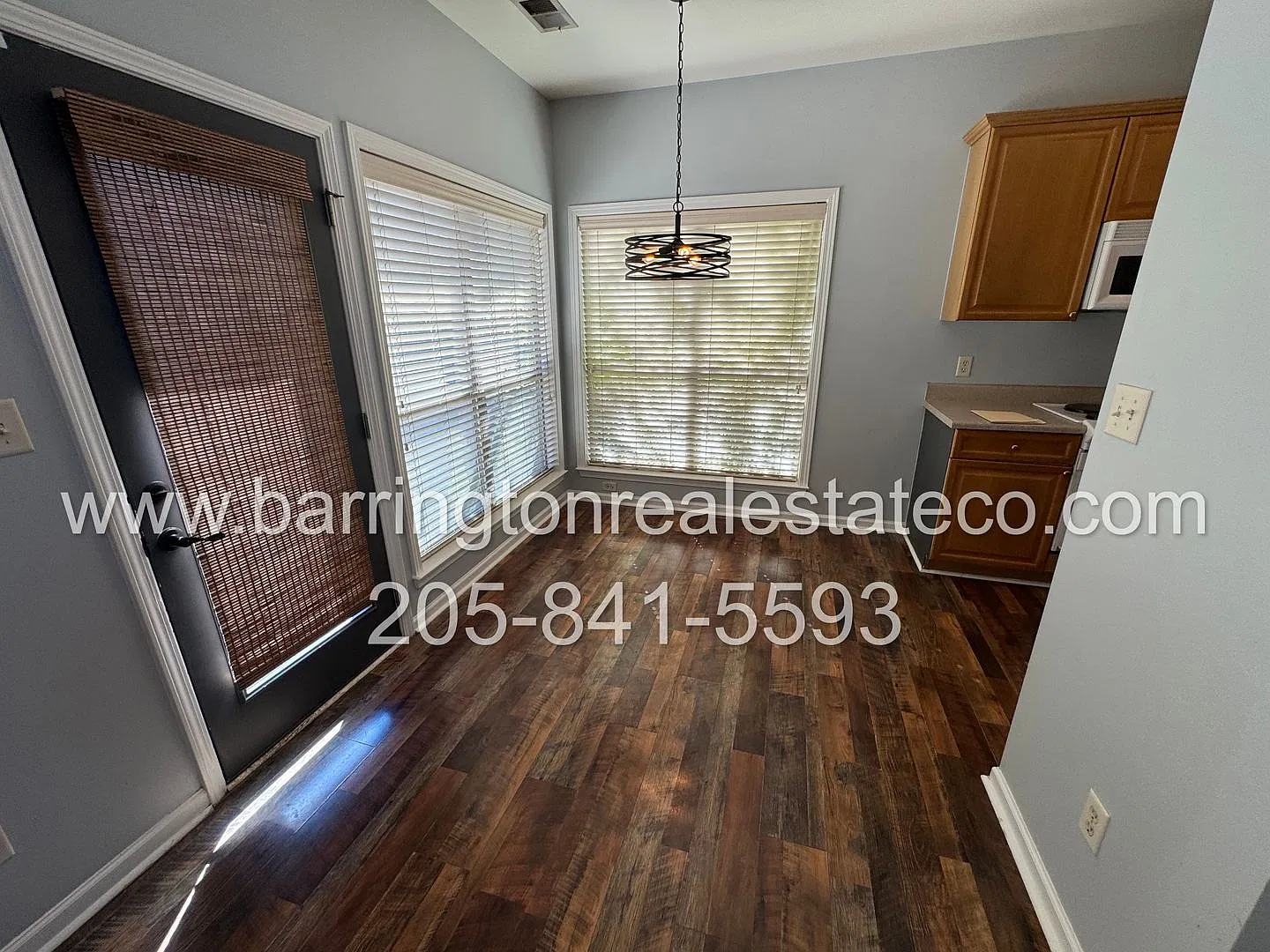 Sterrett — Photo 4