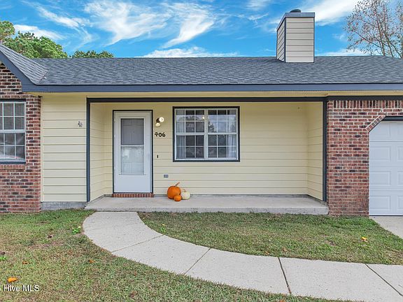 4th image of 406 Singletree Court