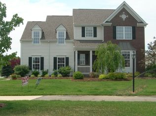5729 Decker Dr, New Albany, OH 43054