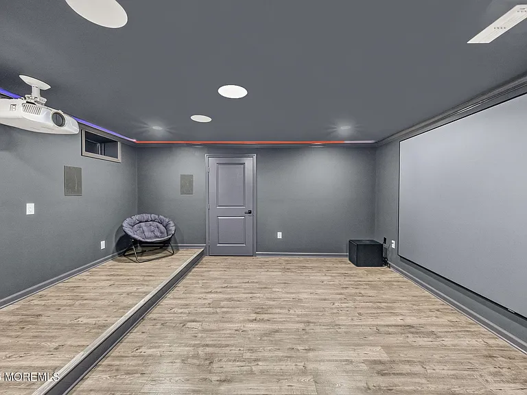 319 Tulip Ct — Photo 58