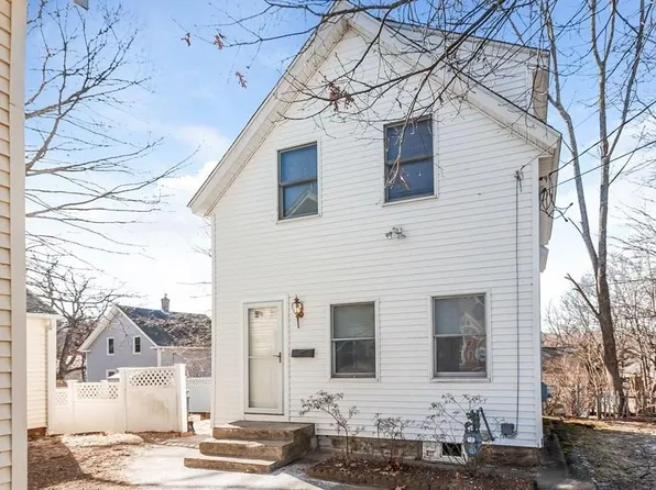 8 1/2 Pine St, Maynard, MA 01754