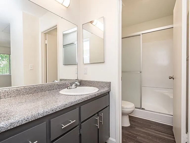 Carmel Pointe — Photo 56