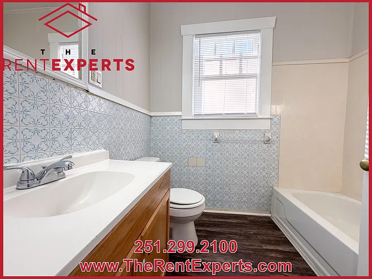 512 Williams St — Photo 19