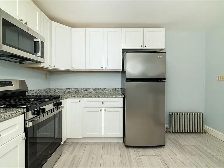 4 Weston Ave #2 — Photo 10