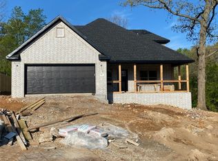 1071 Harrison St, Pea Ridge, AR 72751