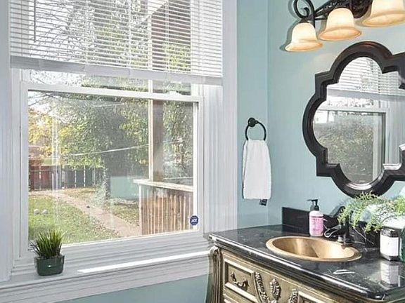 3rd image of 5114 Enright Ave