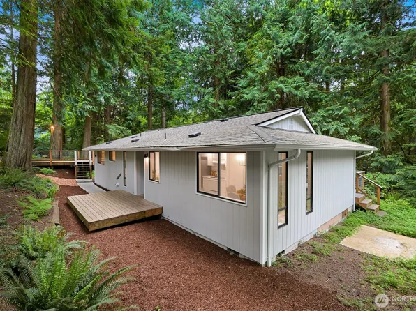 10 B Little Strawberry Lane, Bellingham, WA 98229