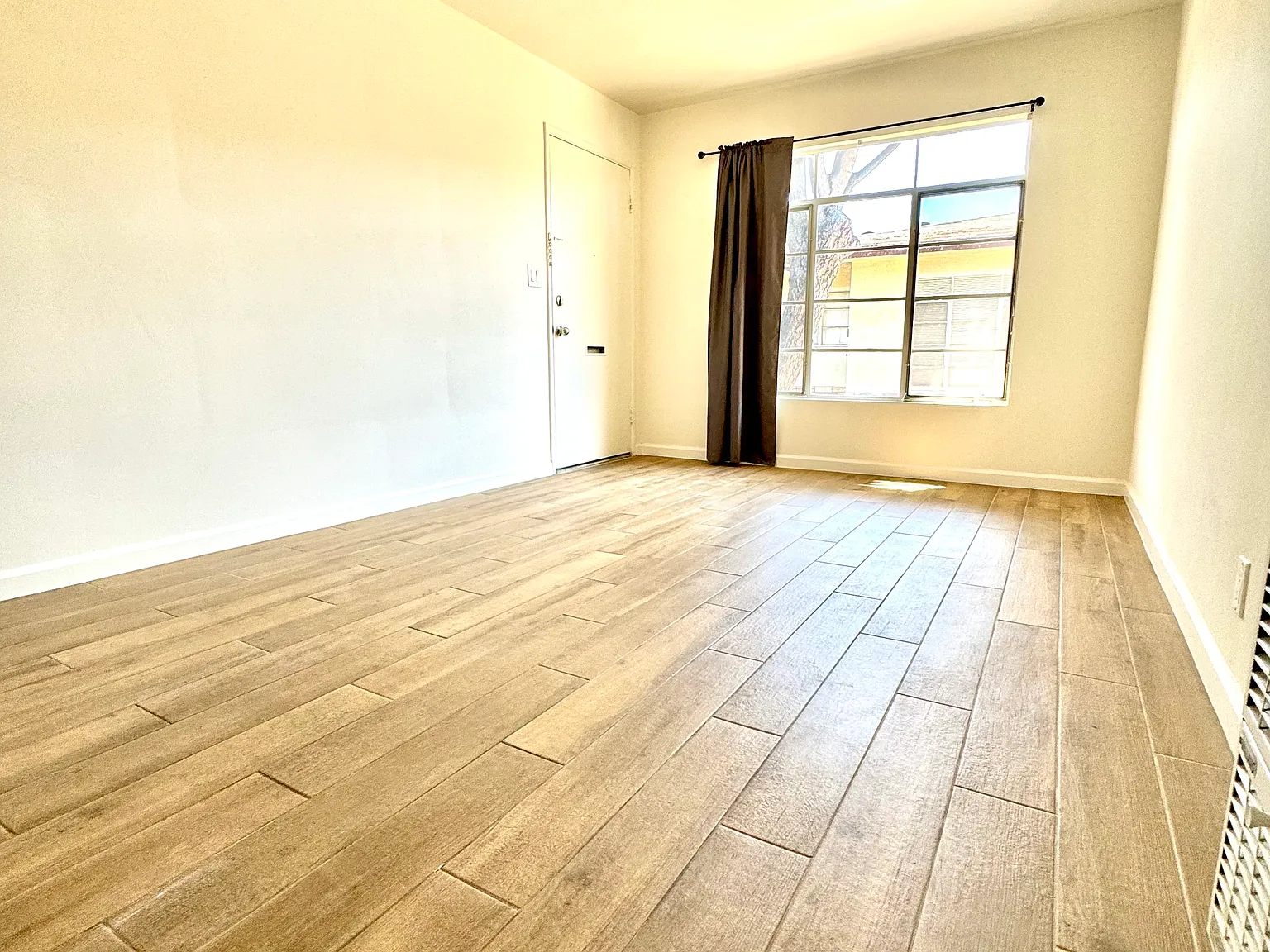 4023 Muscatel Ave — Photo 4