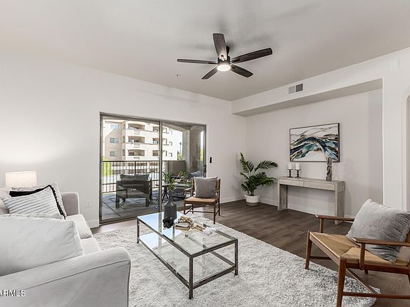 4th image of 920 E DEVONSHIRE Avenue #2020