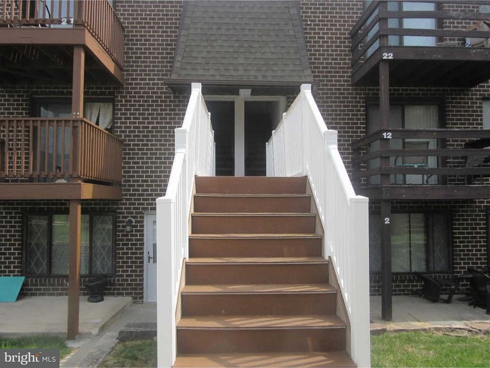 1st image of 5200 Hilltop Dr #299