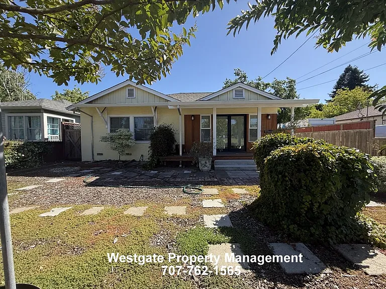 220 Payran St — Photo 21