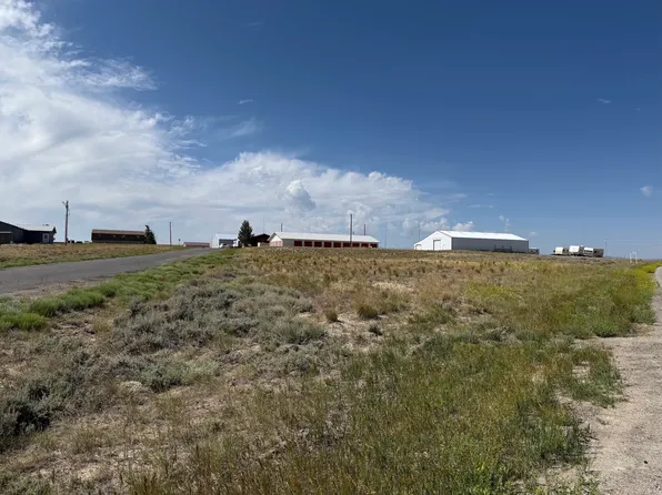 W Bridge St, Saratoga, WY 82331