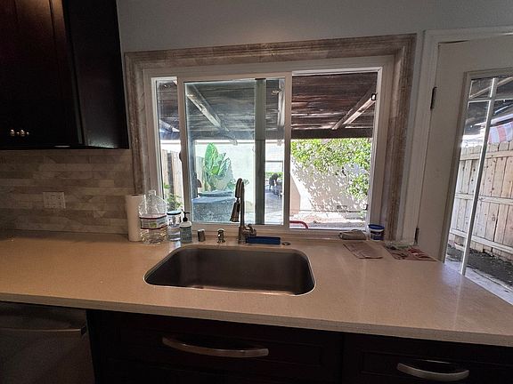 3rd image of 311 Carriage Dr APT B