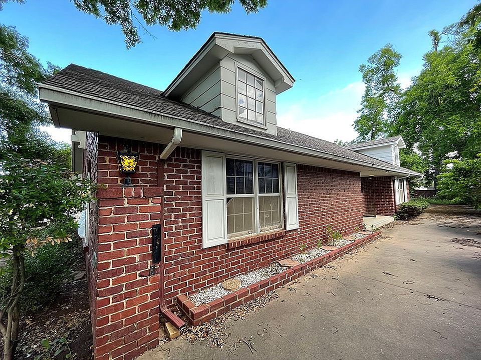 2nd image of 908 NW 14th St