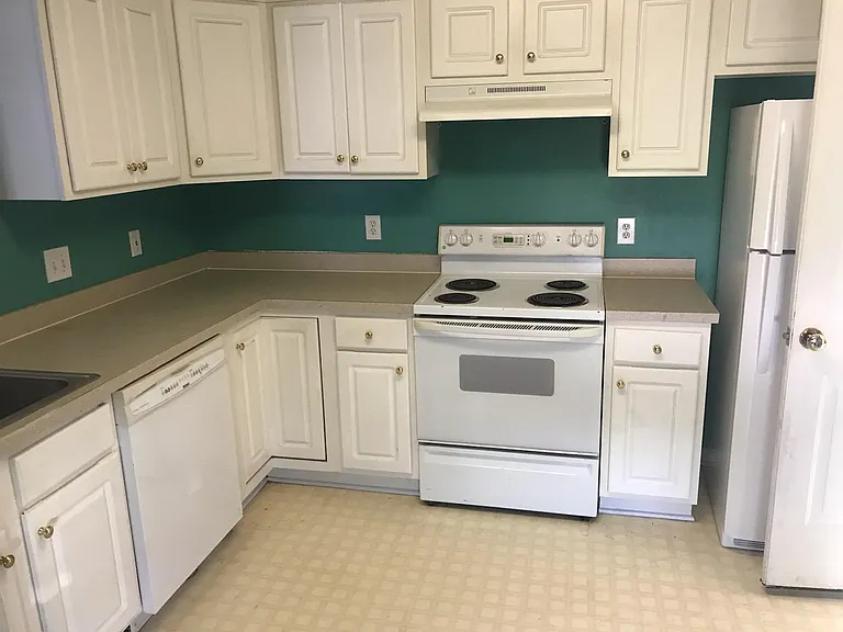 900 S Twin Oaks Way — Photo 5