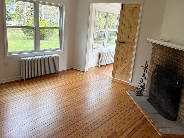 226 Gillette Ave — Photo 27