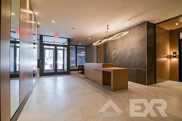 Rented by EXR | media 21