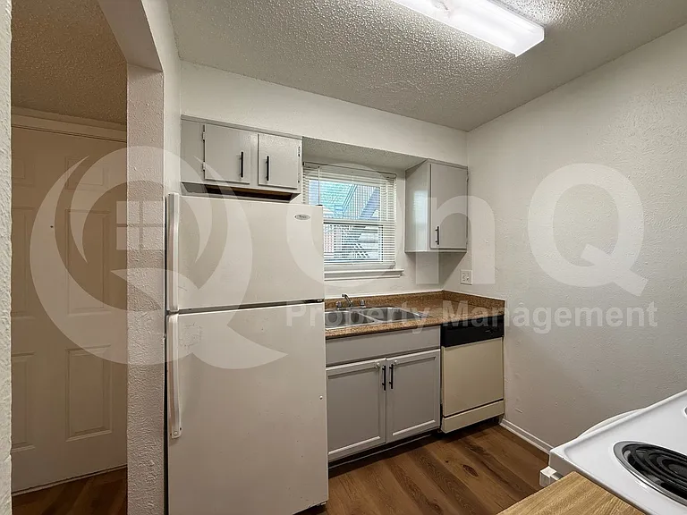 410 Bryan St #17 — Photo 14