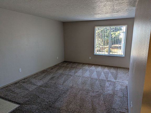 5th image of 1340-1376 W Locust St #1342