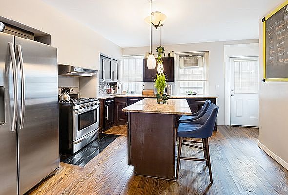 1st image of 19 Halsey St #1